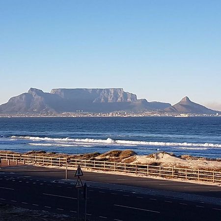 Blouberg Luxury Beachfront Apartment Bloubergstrand Exteriör bild